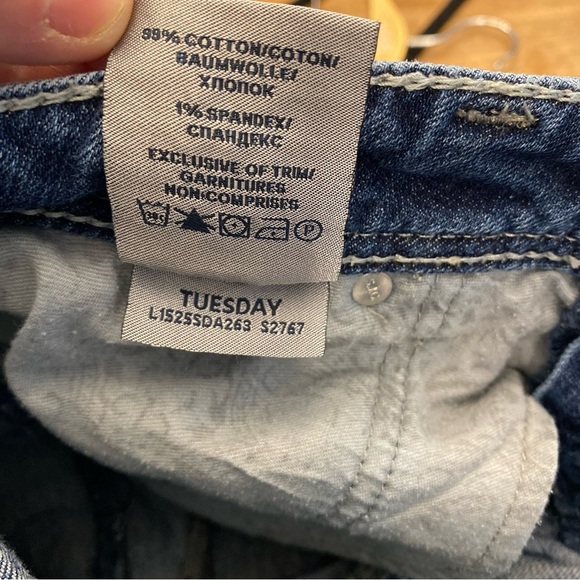 Silver Tuesday Jeans distressed with under lace size 28/33 - Picture 11 of 11